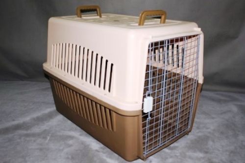Pet Carrier 6077 with  Screw